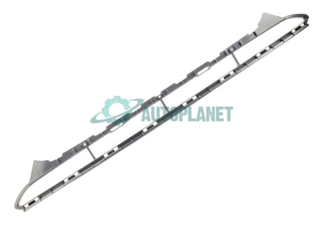 Решітка в бампер AUDI A4/S4 (B8), 12 - 15 AND 30807439