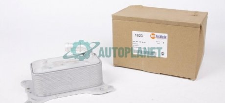 Радиатор масляный MB Sprinter OM651 (теплообменник) AUTOTECHTEILE 100 1823 (фото 1)