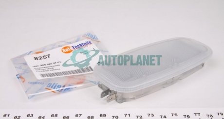 Фонарь подсветки AUTOTECHTEILE 100 8257