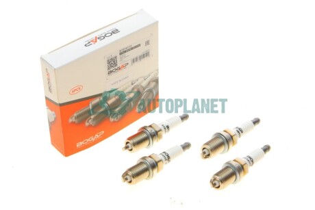 Свеча зажигания BOGAP A1514113