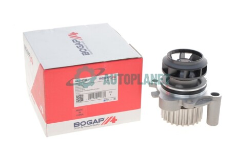 Помпа води Audi A4/A6/VW Caddy/Golf IV/Passat/T5 1.8T/2.0 03- BOGAP A4234188