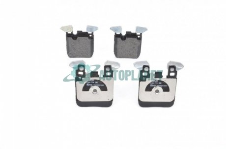 Гальмівні колодки, дискові. BOSCH 0 986 494 774