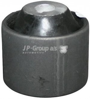 Сайлентблок переднего рычага (сзади) T5 03- (цельный) JP GROUP 1140203300 (фото 1)