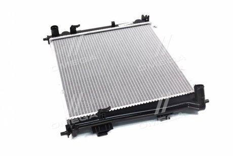 Радиатор охлаждения Hyundai I30 09-/Kia Ceed 06- NISSENS 675016 (фото 1)