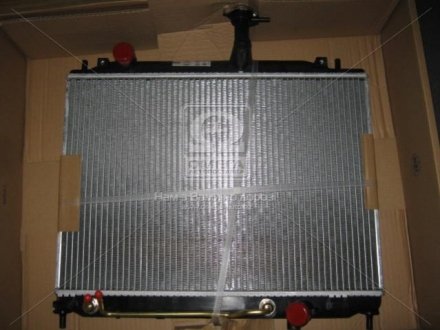 Радіатор охолодження двигуна HYUNDAI ACCENT (MC) (05-) 1.5 CRDi (вир-во) NISSENS 67504