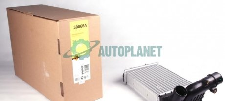 Радиатор интеркулера Citroen Jumper/Jumpy/Fiat Ducato/Scudo 96- NRF 30066A (фото 1)