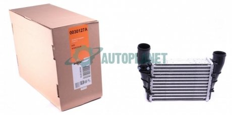 Радиатор интеркулера Audi A4/A6/VW Passat 1.8/1.9TDI 95-05 NRF 30127A (фото 1)