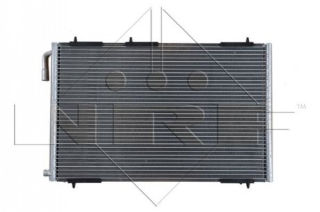 Радіатор кондиціонера (з осушувачем) Peugeot 1.1-2.0 00- NRF 35836