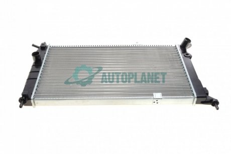 Радиатор охлаждения Opel Astra F 1.4-2.0 91-99 NRF 52204 (фото 1)