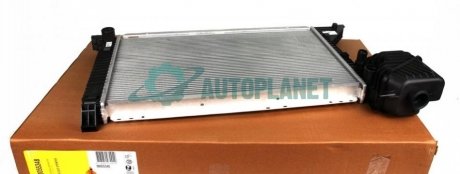 Радиатор охлаждения MB Sprinter 2.2-2.7CDI 00-06 NRF 55348 (фото 1)