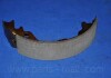 Колодки гальм. барабан. KIA BESTA PARTS-MALL PLB-002 (фото 4)