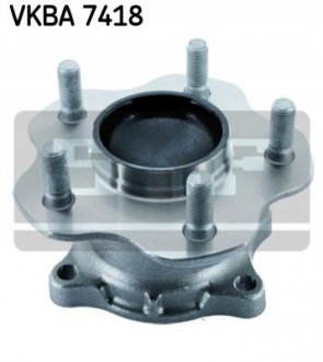 Піднипник маточини колеса з елементами монтажу SKF VKBA 7418 (фото 1)