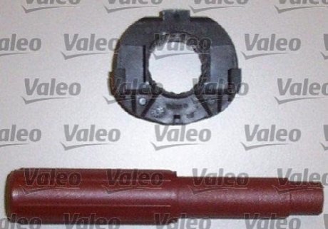 Сцепление (к-кт.) 220mm Valeo 826308